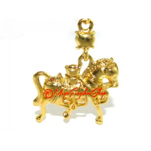 Golden Feng Shui Windhorse Keychain